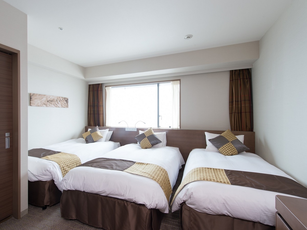 ホテル京阪 京橋 グランデ ◇禁煙◇トリプル(26㎡)ツイン+エキストラベッド1台