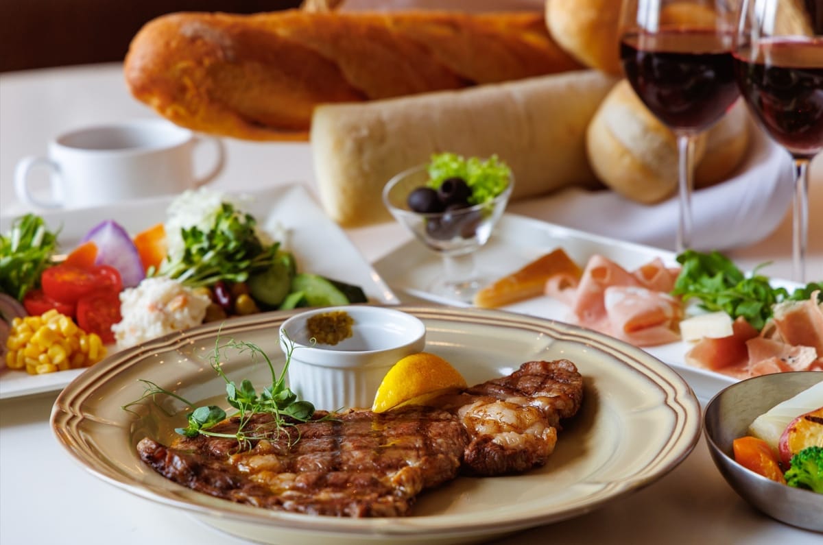 プレミアホテル 門司港 【早割45】シェフ拘りの和牛ロースステーキディナー(夕朝食付)