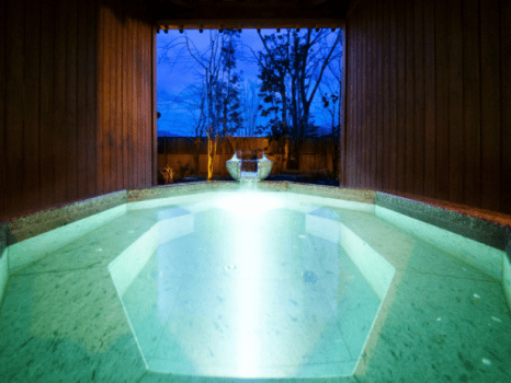 金沢湯涌温泉　百楽荘 ◆1泊ご朝食プラン◆『温泉も入りたいけど！夕食は街中で食べ歩きたい！』エエトコ取り！街まで送迎付♪