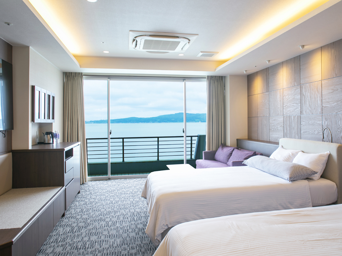 ゆけむりの宿 美湾荘 海が見える半露天風呂（温泉）付和洋室【復興応援　仮営業開始】