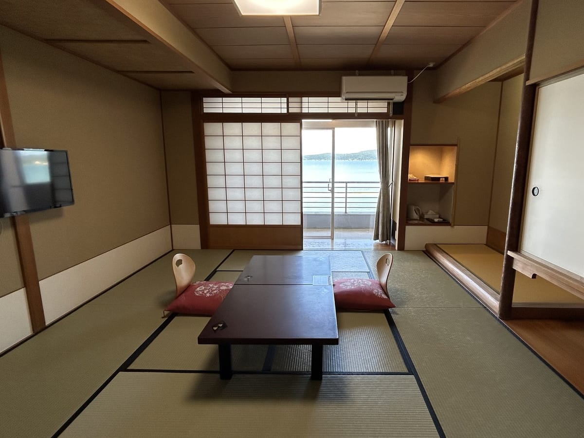 ゆけむりの宿 美湾荘 海側和室8畳シャワー・トイレ付【復興応援　仮営業開始】