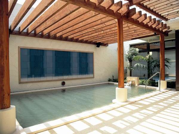 ザ・ビーチタワー沖縄 ★素泊り★人気の北谷エリアで23階建ての高層ホテル！