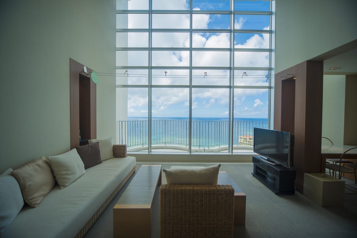 ザ・ビーチタワー沖縄 スカイスイート