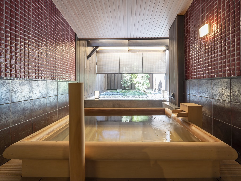 京都 梅小路 花伝抄 ★【スタンダード】<朝食>和洋豊富な約80種類のバイキングメニュー★天然温泉&5つの貸切露天風呂が無料