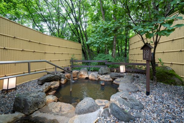 奥飛騨温泉 平湯 匠の宿 深山桜庵 ★【1泊素泊まり】深夜のご到着もOK！旅を満喫する「素泊まり」プラン～お夜食のラーメン無料～