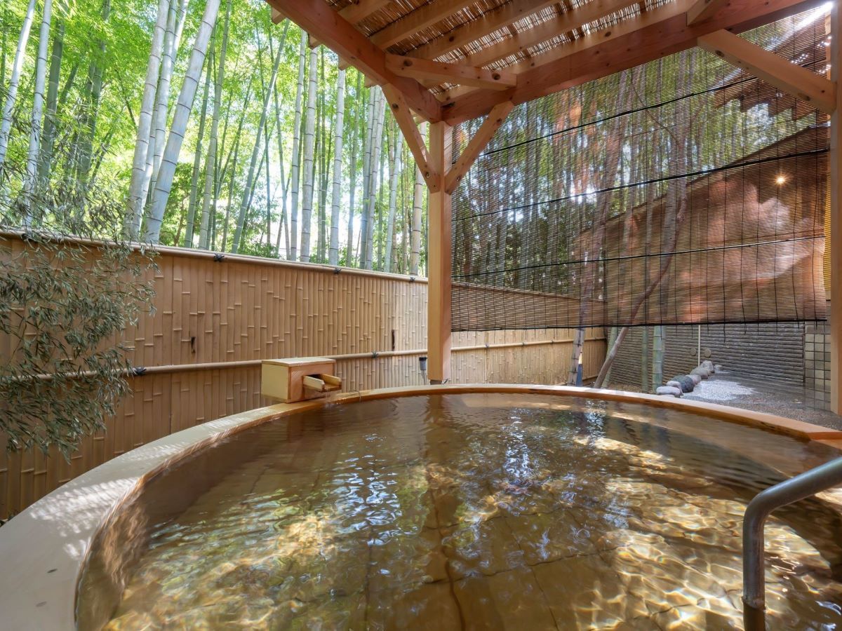 箱根小涌谷温泉 水の音 【電車来館でお得】小涌谷駅から無料送迎あり★最大5,500円OFFでお得に冬旅♪