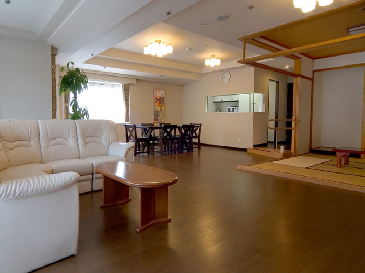 ウェルネスの森伊東 ★【基本★1泊2食】広いお部屋で過ごそう～全室120㎡以上の大きな和洋室～伊東温泉～≪1泊2食付き≫