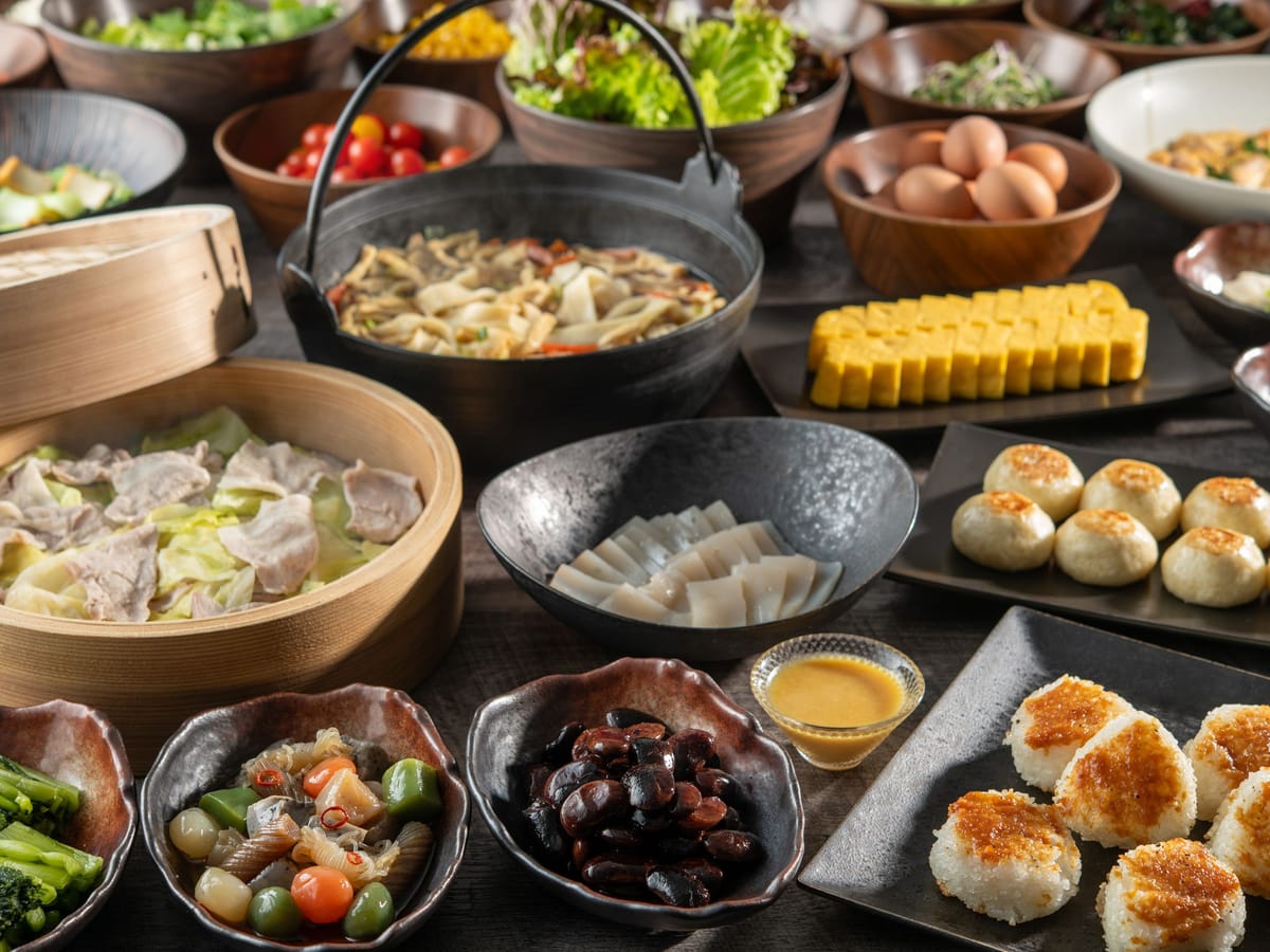 亀の井ホテル 草津リゾート 【2025.12.25リブランドOPEN】最上階の展望レストランでぐんま美味饗宴ビュッフェ＜2食付＞