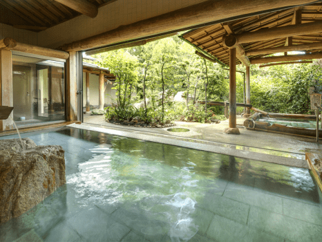 湯元こんぴら温泉華の湯　紅梅亭 【19：10開始／レストラン食‐基本会席】香川郷土料理に名物＜宝楽焼き＞など、五感で味わう讃岐の味