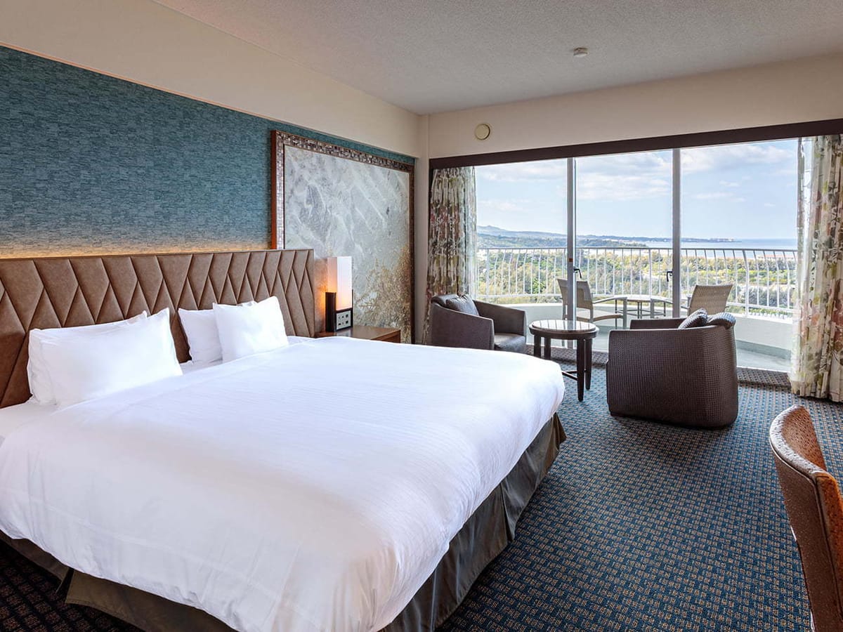 沖縄かりゆしビーチリゾートオーシャンスパ 【キングダブルルーム】かりゆしラウンジご利用OK!カップルに魅力★オーシャンタワーハイフロア確約/朝食付