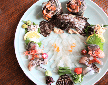 湯の宿　宮浜グランドホテル 贅沢に食す【贅沢グルメ満載P＆貸切風呂45分サービス】牡蠣・穴子・和牛・瀬戸内小魚姿造り含む美味会席