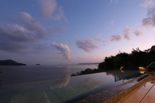 湯の宿　宮浜グランドホテル 贅沢に食す【贅沢グルメ満載P＆貸切風呂45分サービス】牡蠣・穴子・和牛・瀬戸内小魚姿造り含む美味会席