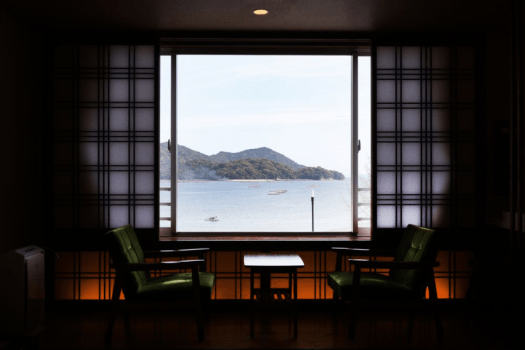 湯の宿　宮浜グランドホテル 【海を望む2階和室10畳+広縁】（バスなし・禁煙）