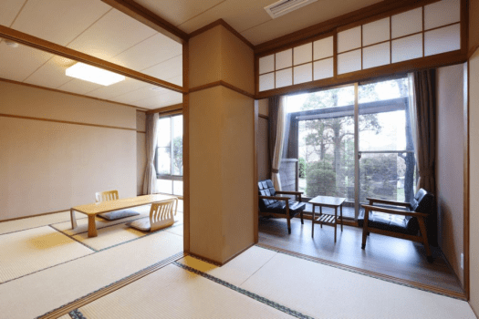 湯の宿　宮浜グランドホテル 【1階庭側・縁側付客室106号室10畳+4畳+広縁】（禁煙）