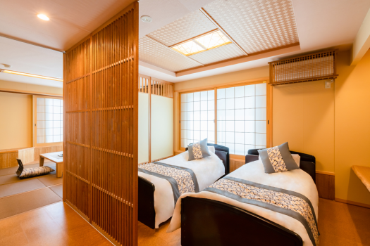 伝統旅館のぬくもり 灰屋 禁煙･ベッドルーム　和洋室のお部屋でゆっくりとした時間を過ごす大人のプラン(バリアフリー対応)