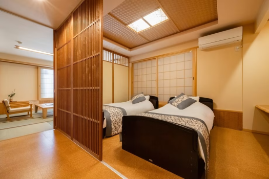 伝統旅館のぬくもり 灰屋 禁煙･ベッドルーム　和洋室のお部屋でゆっくりとした時間を過ごす大人のプラン(バリアフリー対応)