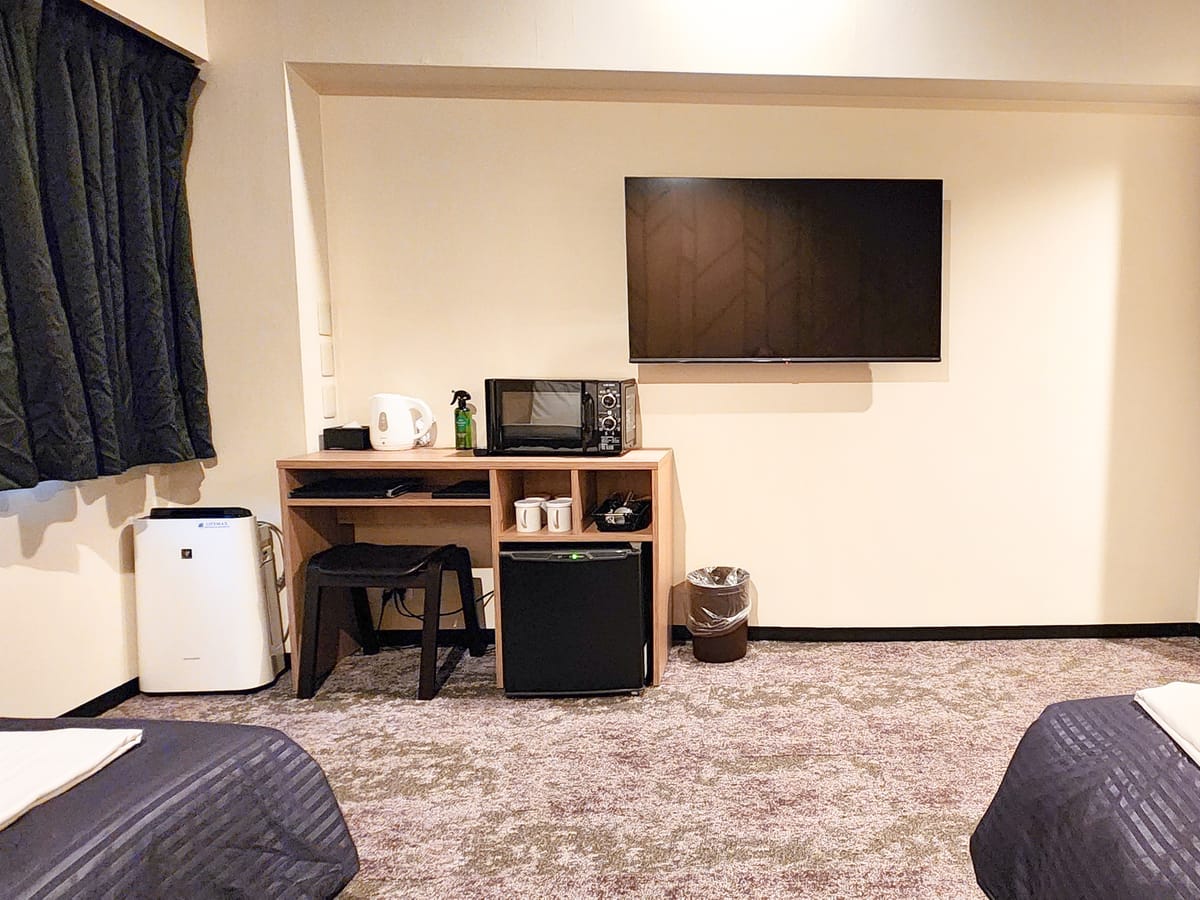 ホテルリブマックス横浜鶴見 ツイン【喫煙】