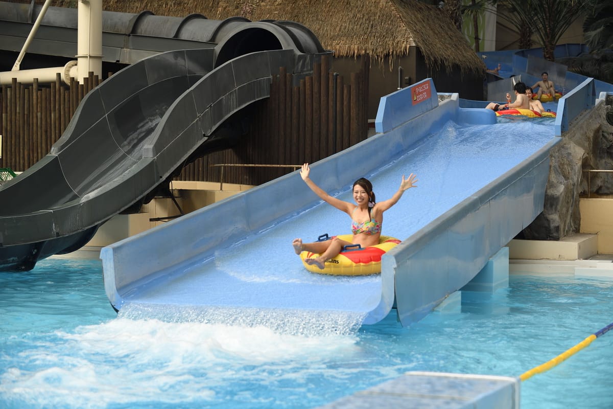 ウイルポート 【プールに1番近くて便利】パーク内のホテルでプール&温泉大満喫ステイ!1泊2食