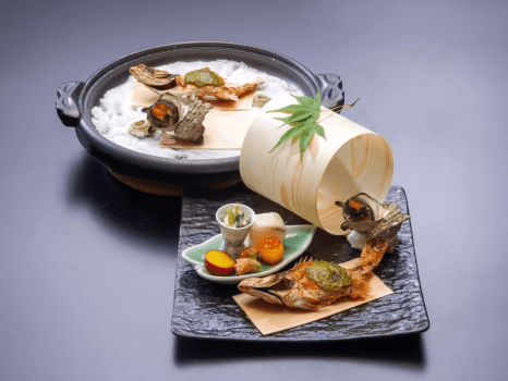 湯陣 千代の湯 【公式サイトダイナミックパッケージ限定×あわび×島根和牛×夕食お食事処】厳選島根グルメ!「山海の饗宴会席」