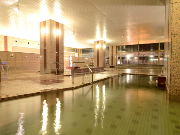 定山渓万世閣ホテルミリオーネ ≪60分セルフ飲み放題≫豊富な酒類に満足♪　夕食は『ライブビュッフェ』