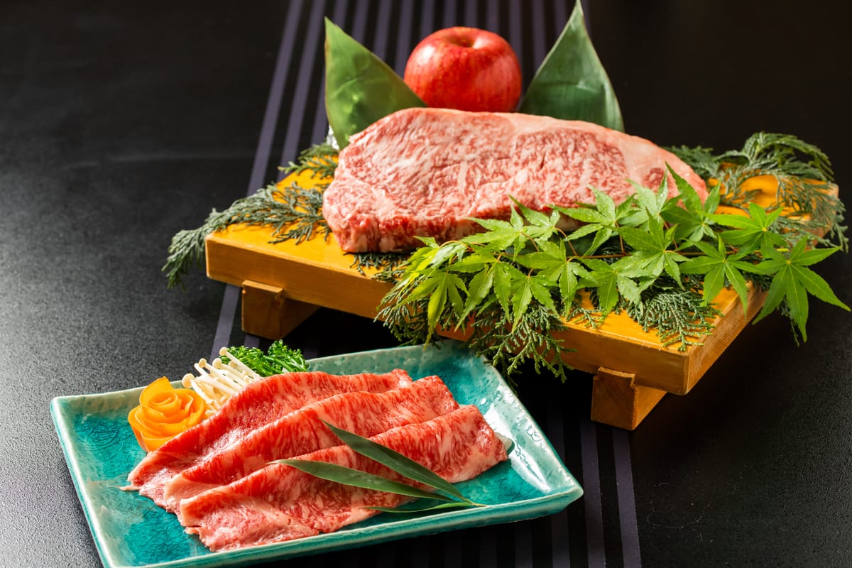 戸倉上山田温泉　美白の湯　荻原館 【信州プレミアム牛すき焼きコース】最上級信州牛A５ランクサーロインを堪能＜1日８組様限定＞