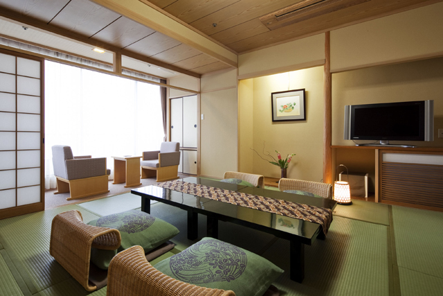 道後プリンスホテル 三の館 和室(10畳）～夕食：部屋食～ 【禁煙】