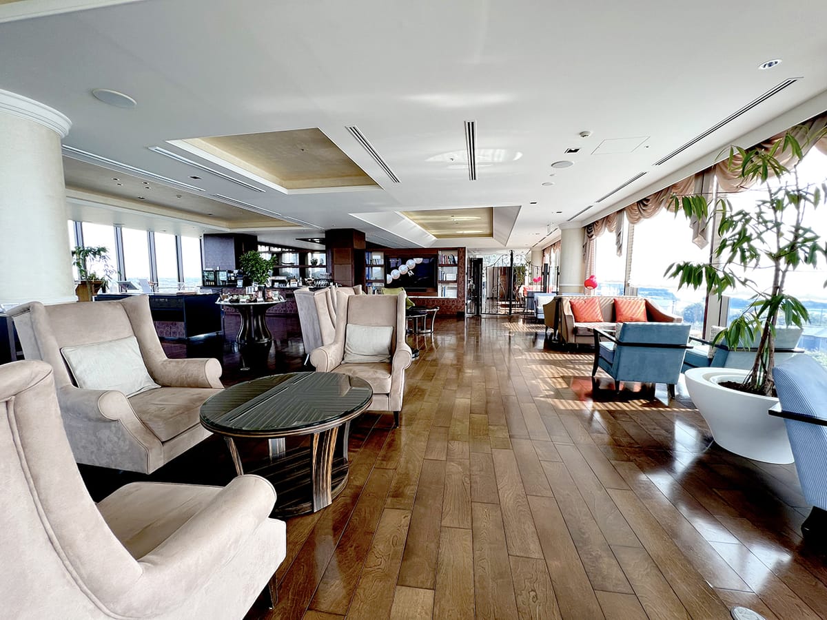 志摩観光ホテル　ザ　ベイスイート 【総料理長樋口宏江が一皿に描く海の幸フランス料理】エレガンス＜夕朝食付＞