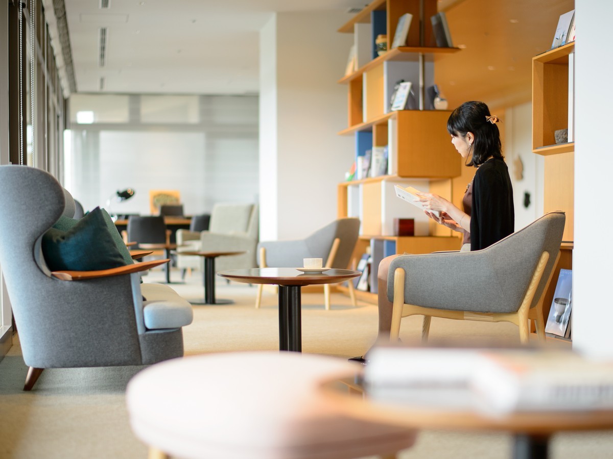 志摩観光ホテル　ザ　クラシック 【伝統のフルコース】「優雅なる晩餐」～鮑・伊勢海老・松阪牛～＜夕朝食付＞