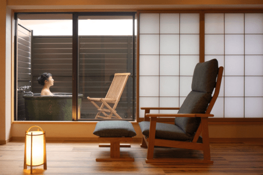 月岡温泉　ホテルひさご荘 半露天風呂付・和モダン（42平米）