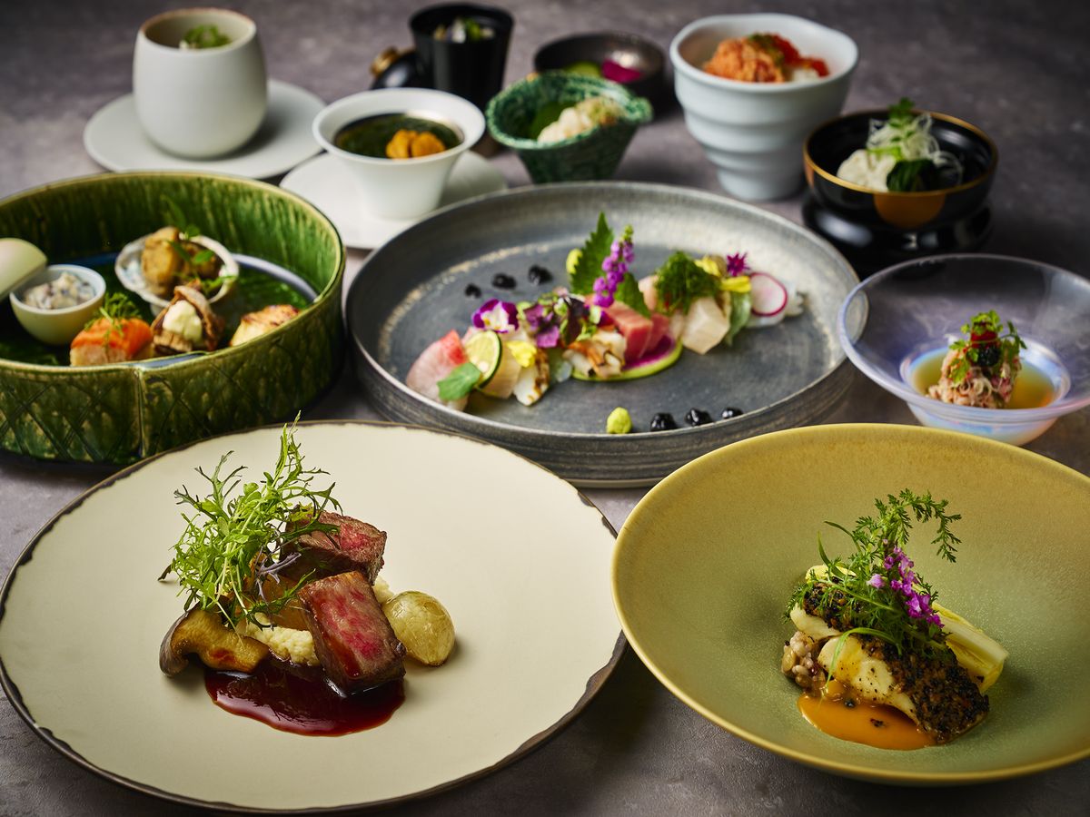 ホテルニューアカオ 【プレミアム/和食】厳選食材を使用した和食コース。全室オーシャンビュー