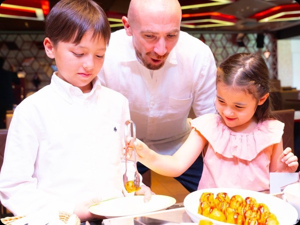 ホテルフラッグス佐世保九十九島 【早割60／2食付17：30～】■ディナービュッフェ■　五感を刺激するライブキッチン！