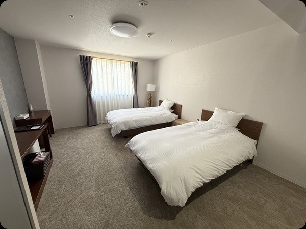 ホテルフラッグス佐世保九十九島 【本館】洋室アウトバス（24平米）※風呂無し