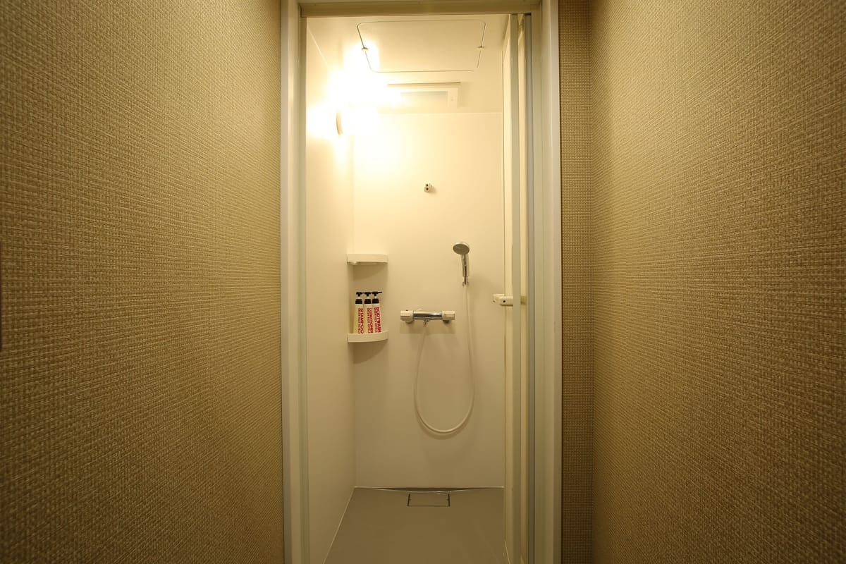 グリーンリッチホテル&カプセル那覇(人工温泉 二股湯の華) 【カプセル】■シンプルステイ■素泊まりプラン■男女共用フロア■大浴場完備■コンビニ目の前!