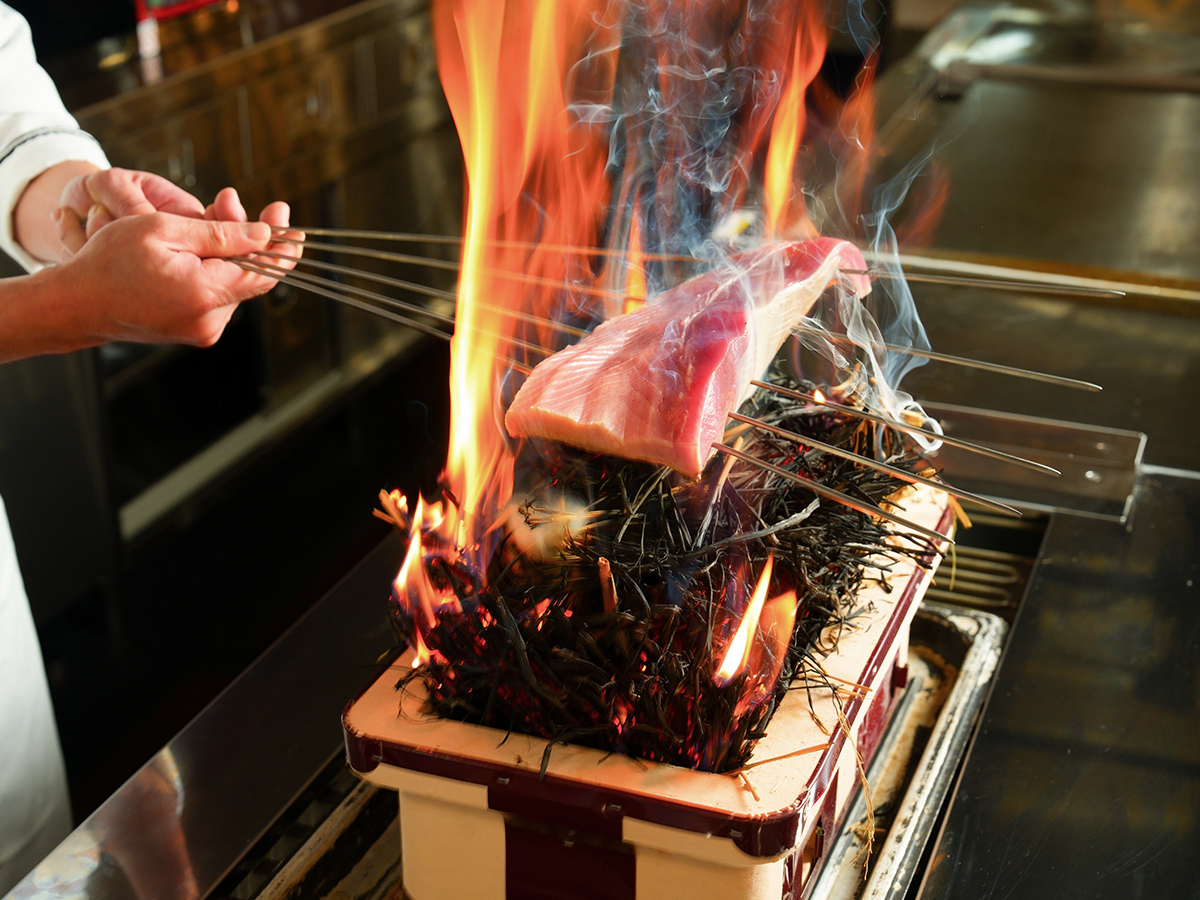 ゆふいん山水館 【早期割45：2食付】～滞在中フリードリンク～焼きたて「おおいた和牛ステーキ」を味わうバイキング