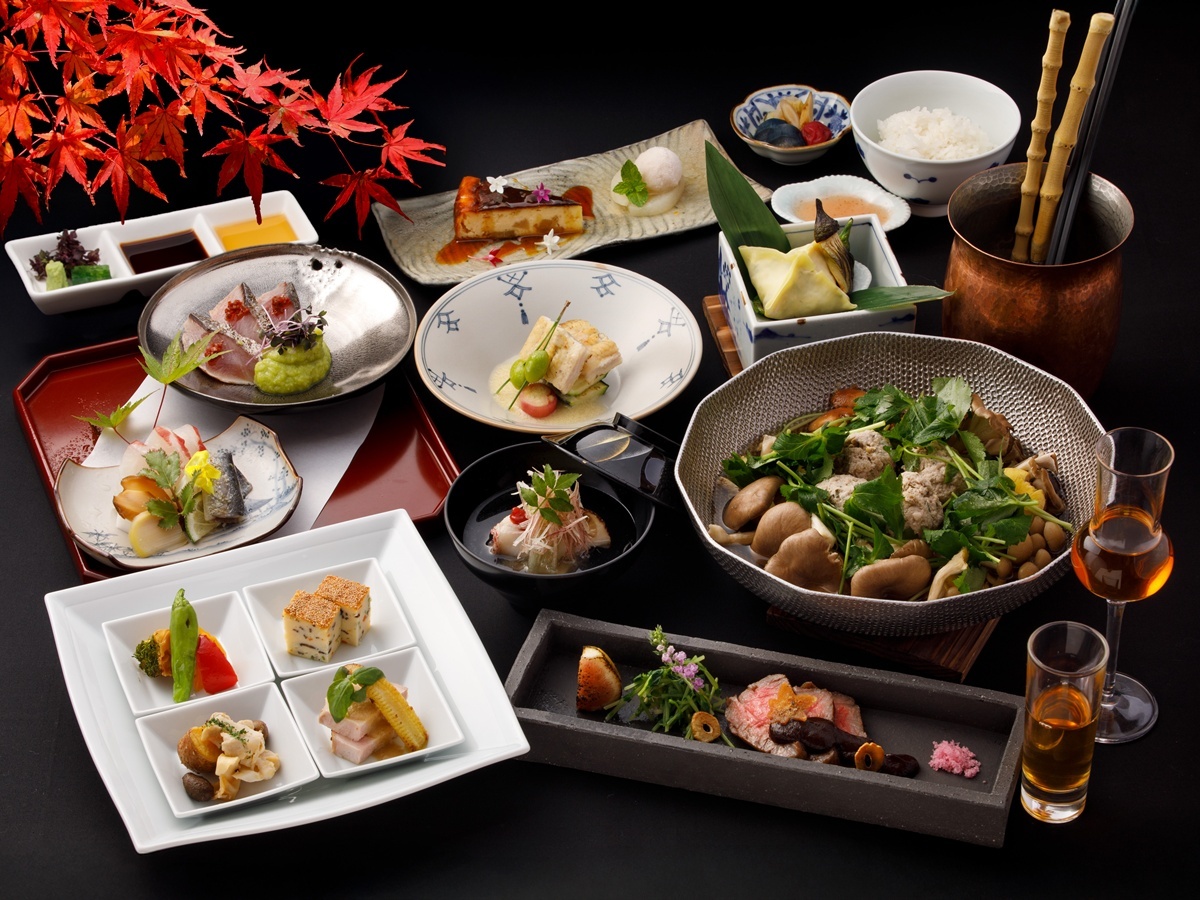 奥日田温泉 うめひびき 【記念日プラン】スパークリングワイン＆ケーキ付 【基本会席】「うめひびき会席～食と寛ぎのおもてなし～」