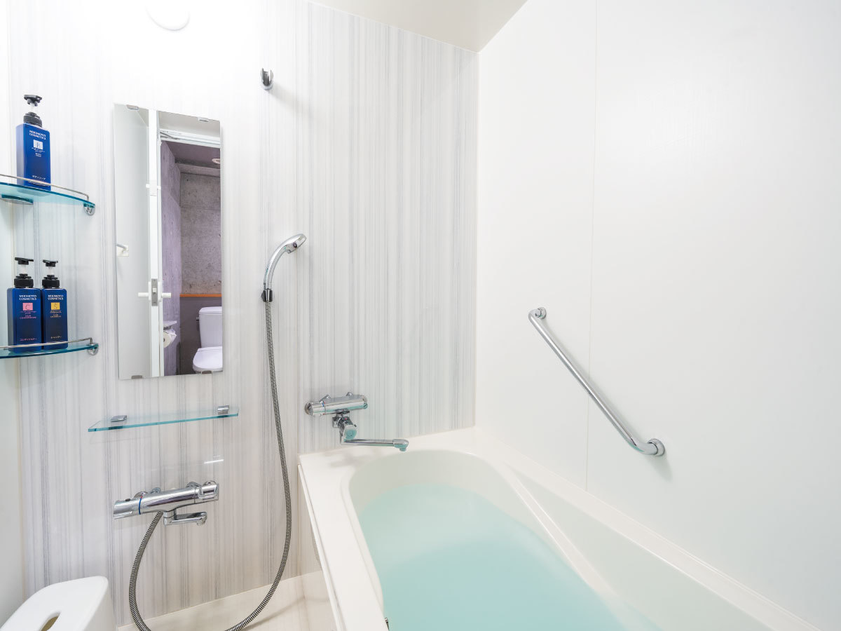 那覇ウエスト・イン  新館／食事なし　禁煙【女子旅/カップル歓迎】10室限定◆プレミアムクイーンマイクロバブルプラン