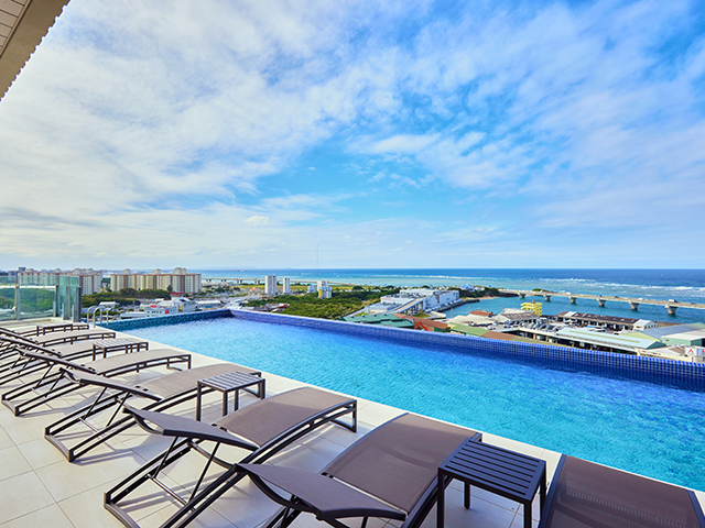 ホテル アラクージュ オキナワ 【シンプルプラン】ガジュマルの木の上で寛ぐようなやすらぎの時間。浦添×やんばるステイ（食事なし）