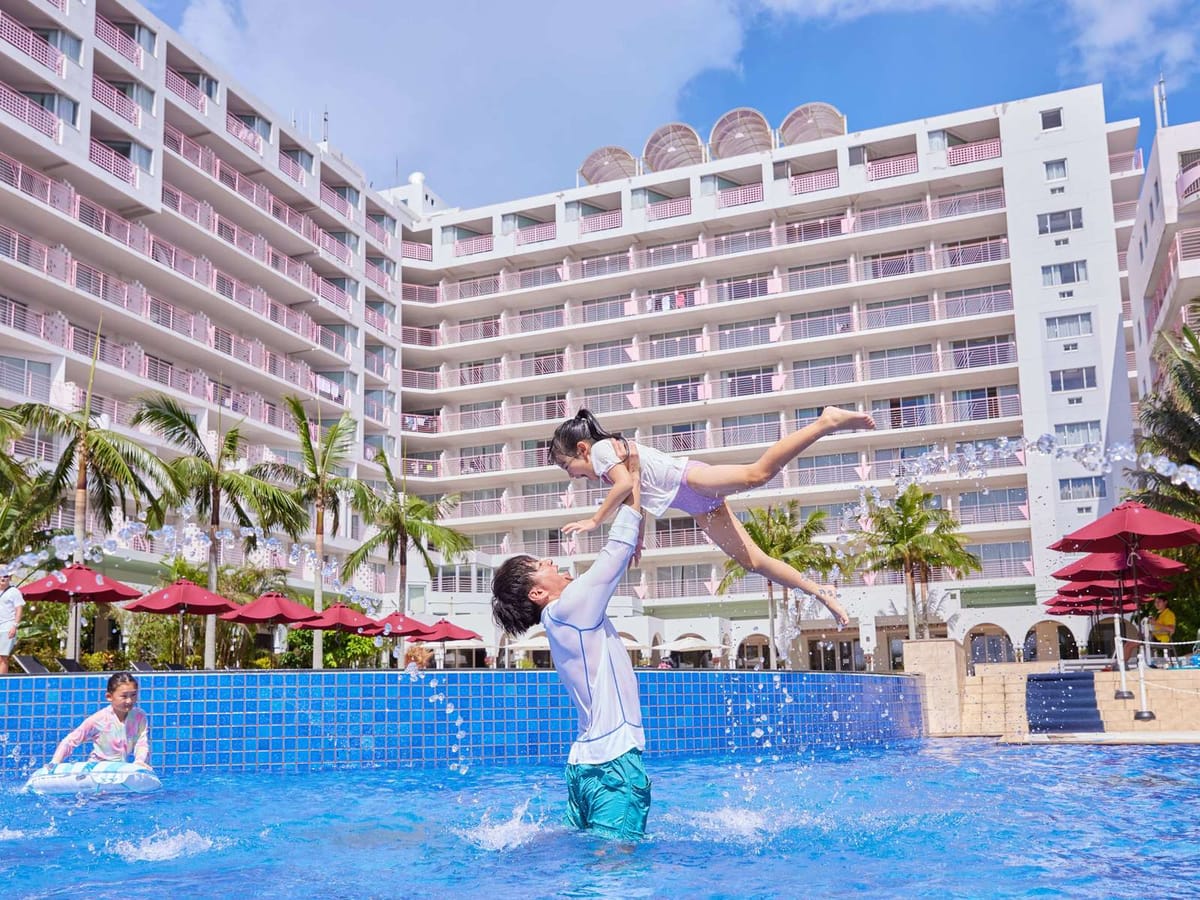 ホテルマハイナ ウェルネスリゾートオキナワ 【お持ち帰り専用】地元の恵みたっぷり♪お部屋やお外で楽しむ朝食BOXプラン