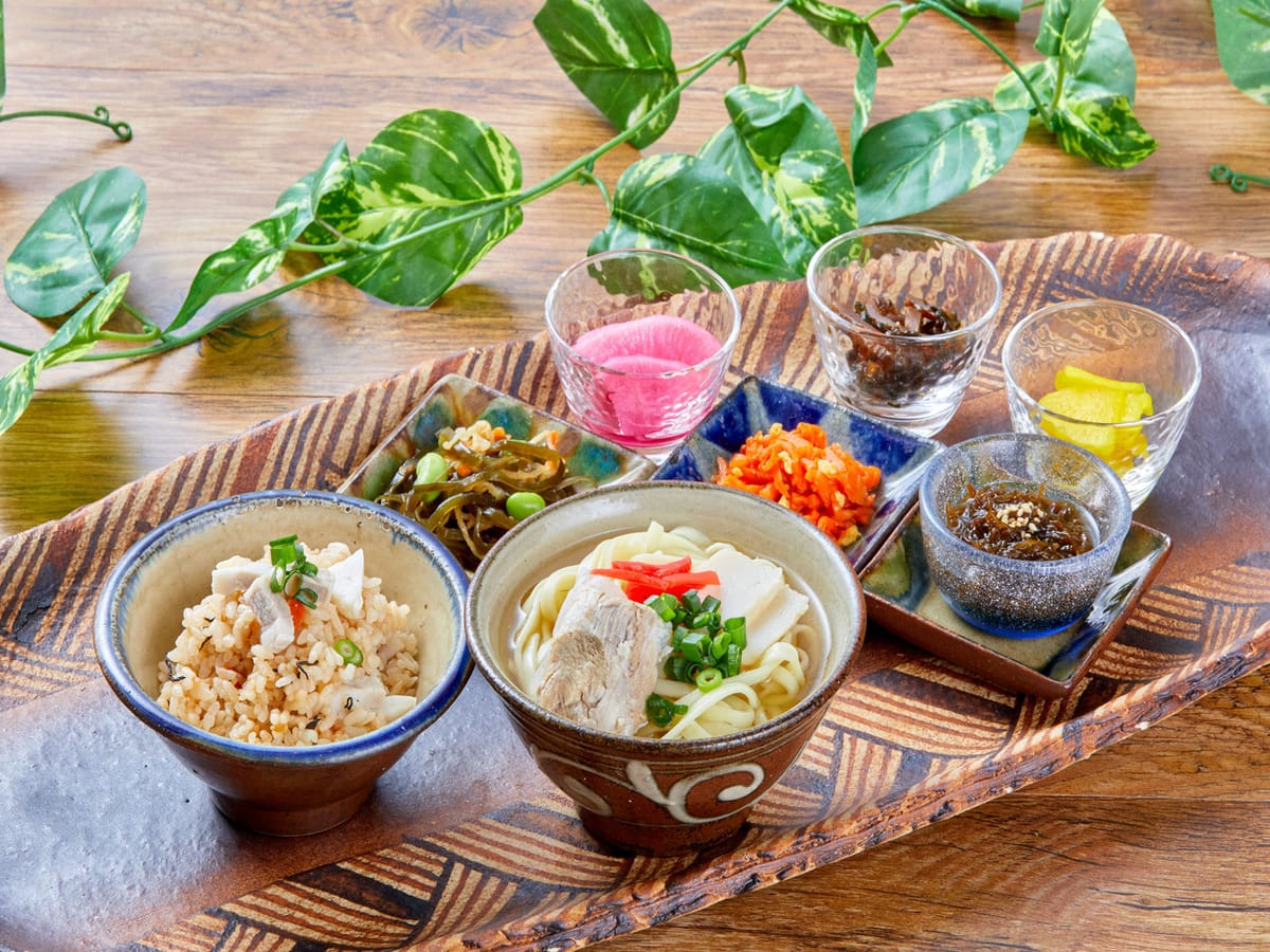 ホテルマハイナ ウェルネスリゾートオキナワ 【2025★年末SALE】一年の感謝を込めて。今年最後の期間限定セール開催！！（朝食付）