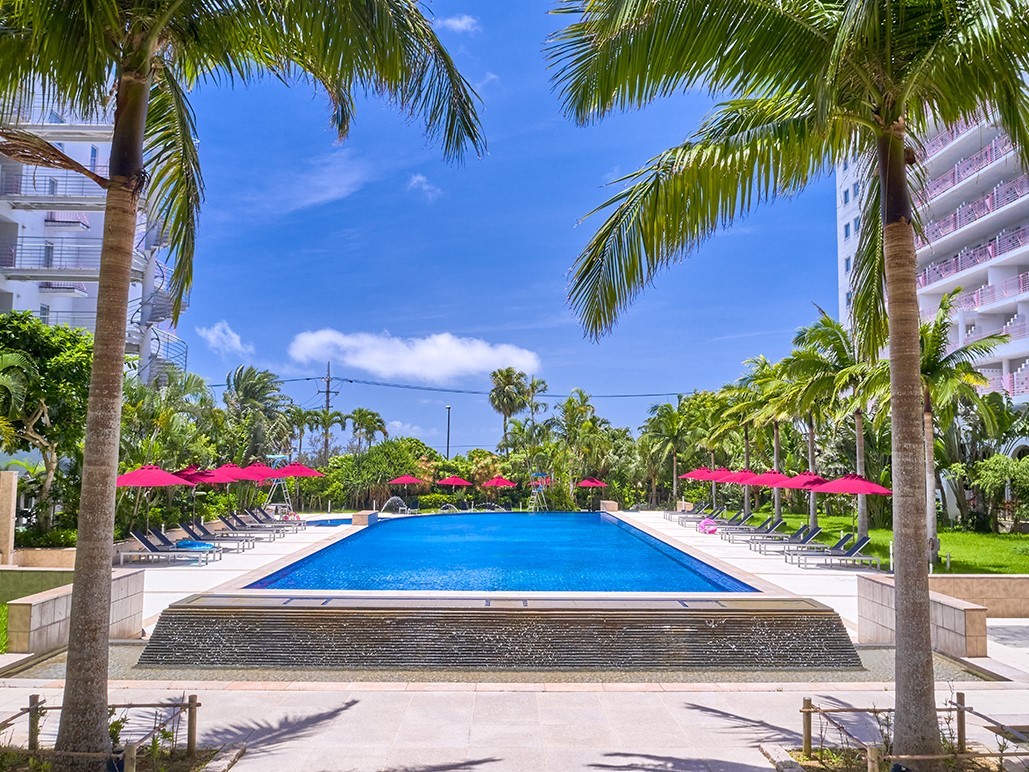 ホテルマハイナ ウェルネスリゾートオキナワ 【美ら海水族館チケット付】「1度は行きたい水族館」ホテルから車で6分（朝食付）