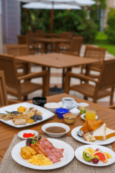 ムーンオーシャン宜野湾　ホテル＆レジデンス 【DP】【早割28日前】海と空、夕陽が望める広々お部屋をご用意！全室キッチン完備オーシャンビュー【朝食付】