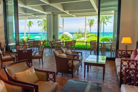 ザ・ムーンビーチ　ミュージアムリゾート 【早割】28日前までのご予約におすすめ／ワンランク上のステイ＜クラブサービス・朝食付き＞（DP）