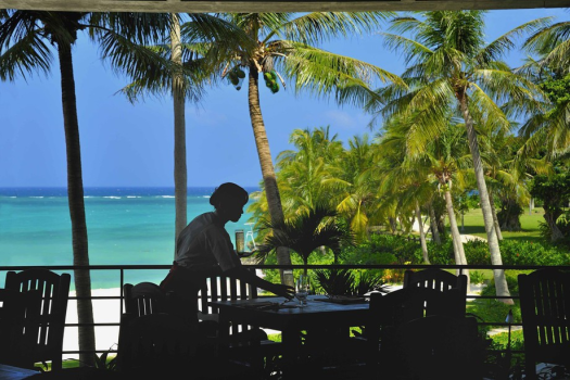 ザ・ムーンビーチ　ミュージアムリゾート 【THE MOON STAY】海を一望するワンランク上のステイ＜クラブサービス・朝食付き＞（DP）