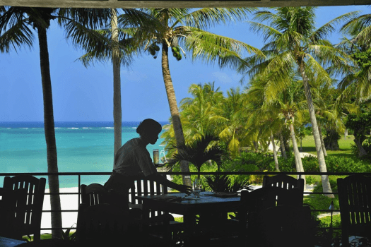 ザ・ムーンビーチ　ミュージアムリゾート 【THE MOON STAY】海を一望するワンランク上のステイ＜クラブサービス・朝食付き＞（DP）