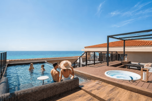 AQUASENSE Hotel ＆ Resort アクア　プールスイート(9F)