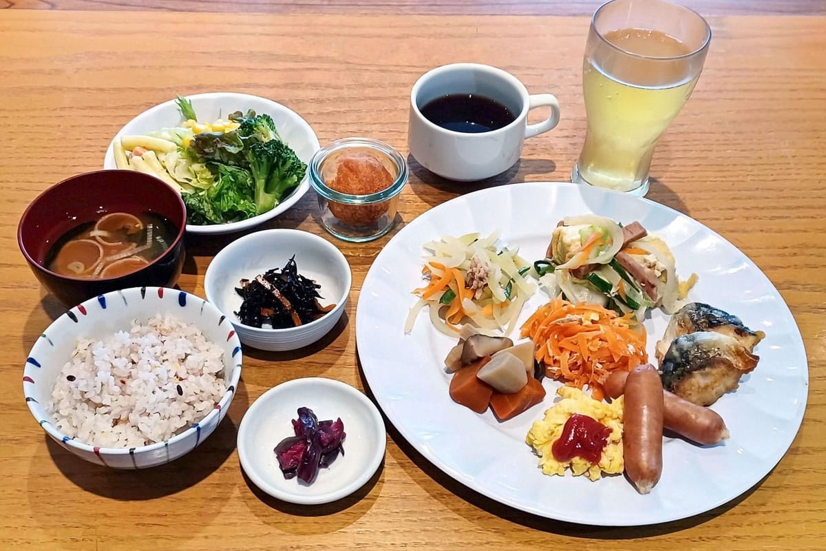 ホテル ロコイン沖縄 【直前割】旅行応援♪朝食バイキング付きプラン☆