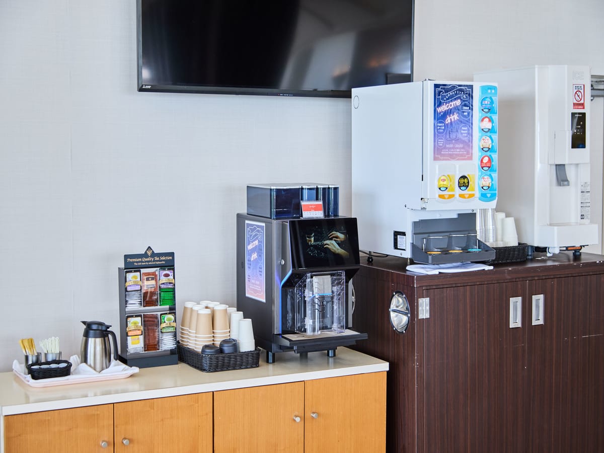 ロイヤルビューホテル美ら海 【春休み限定】もとぶ牛＆あぐー豚食べ放題＋飲み放題♪ローストビーフとポークを食べ比べ！（夕朝食付）