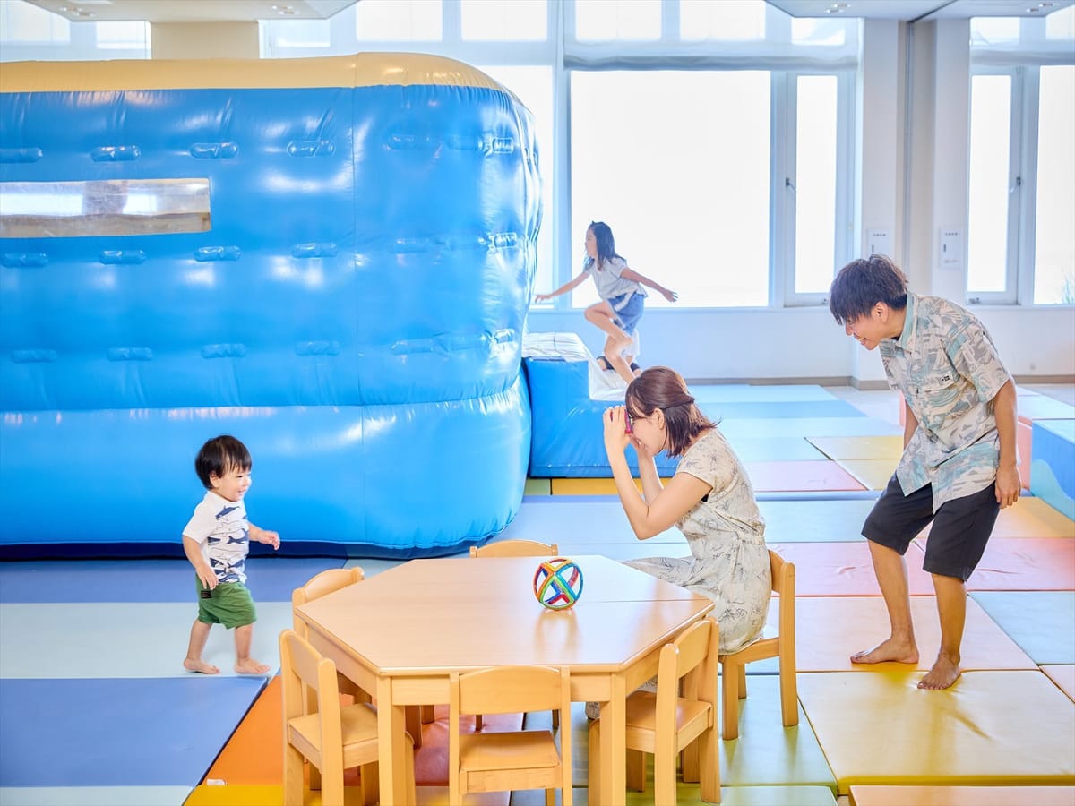 ロイヤルビューホテル美ら海 【春休み限定】もとぶ牛＆あぐー豚食べ放題＋飲み放題♪ローストビーフとポークを食べ比べ！（夕朝食付）