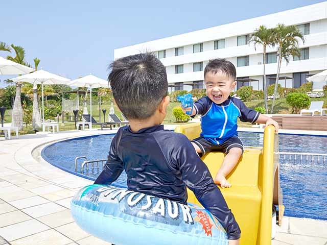 ロイヤルビューホテル美ら海 【夏サキドリ！】家族で楽しむ手持ち花火プレゼント！水族館まで徒歩5分の楽々アクセス◎（朝食付）