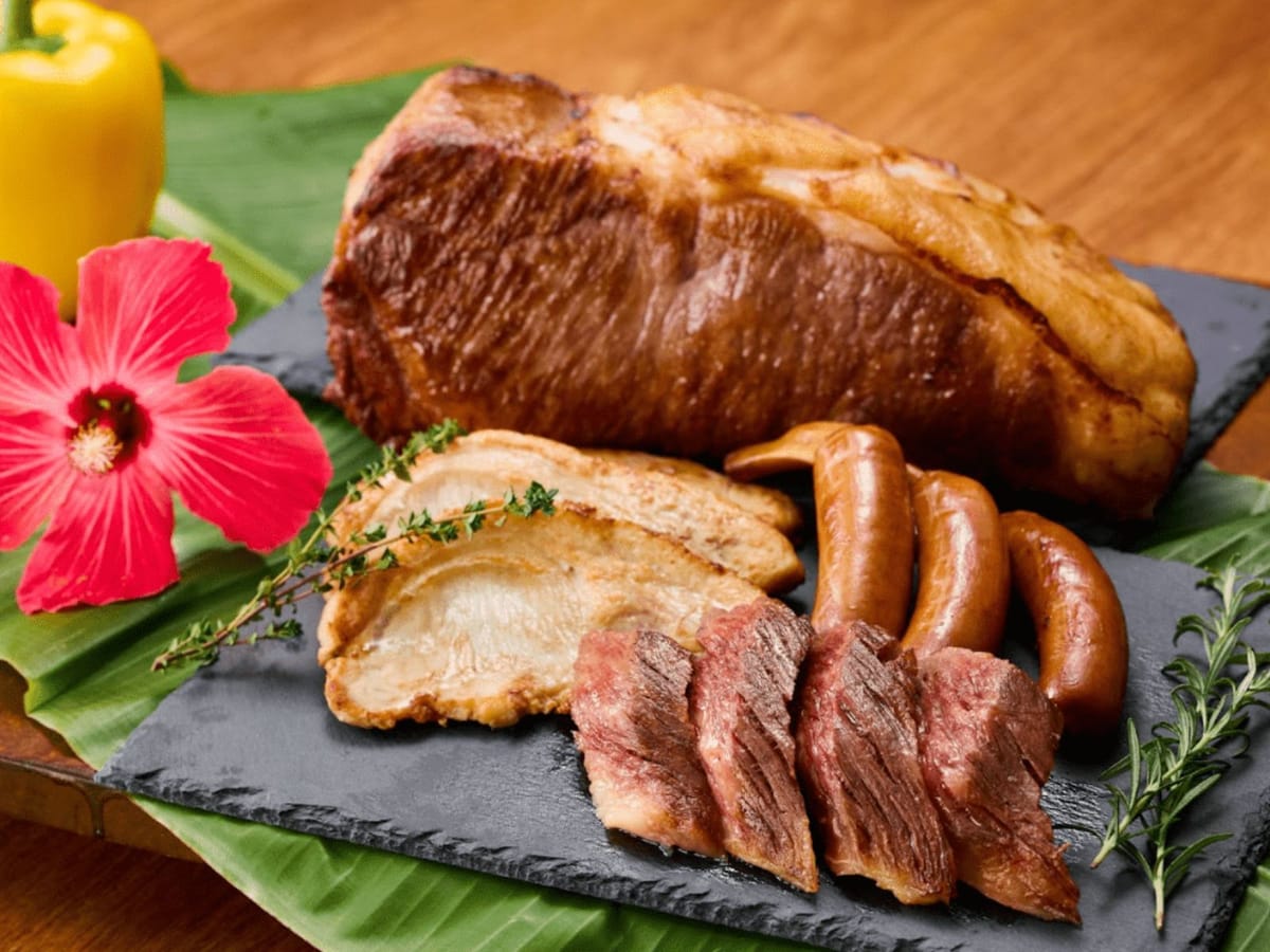 ロイヤルビューホテル美ら海 【夏限定☆】もとぶ牛ステーキ食べ放題＋90分飲み放題♪特別ディナー！（夕朝食付）